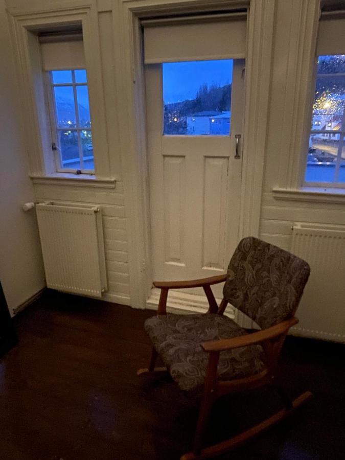Hoepfner And Tulinius Historical Houses Akureyri Exterior photo