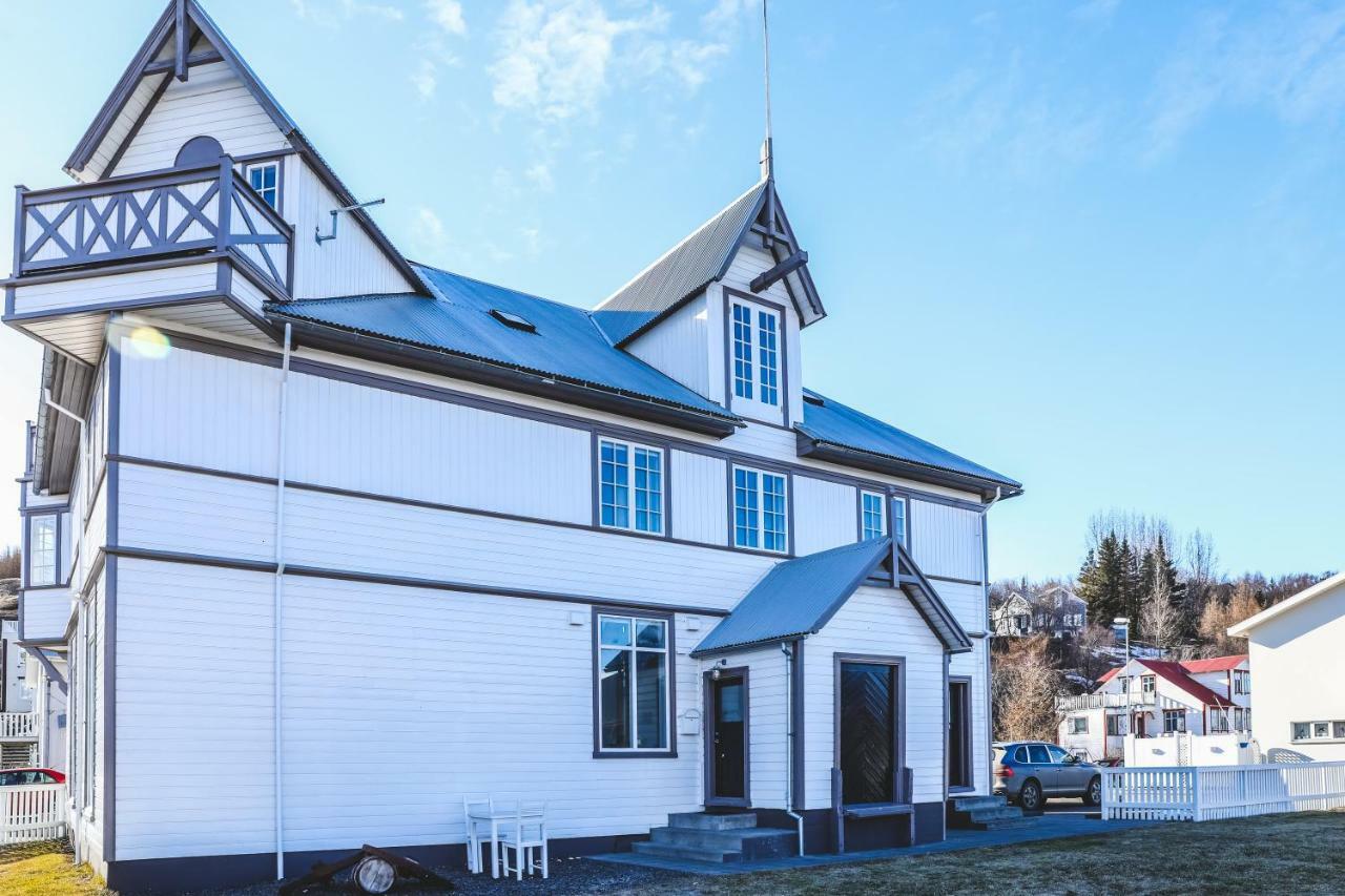 Hoepfner And Tulinius Historical Houses Akureyri Exterior photo